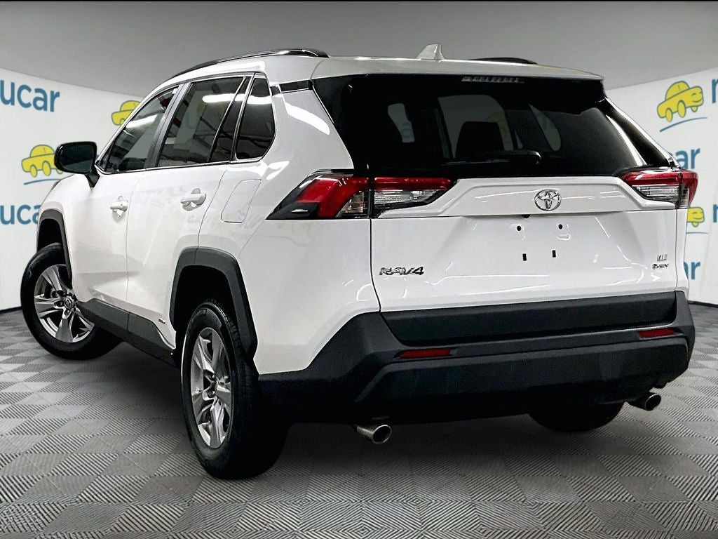 2025 Toyota RAV4 Hybrid LE