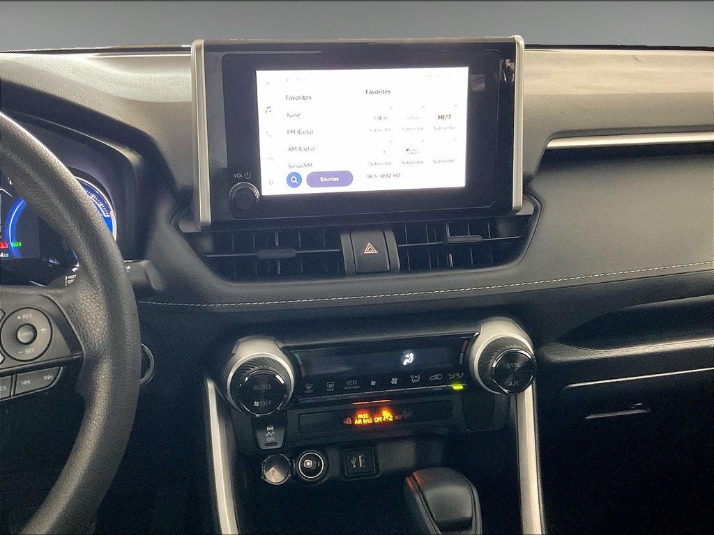2025 Toyota RAV4 Hybrid XLE