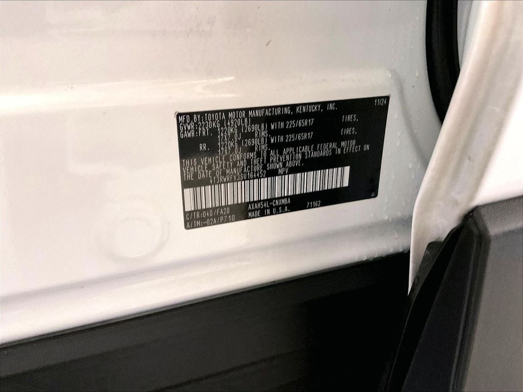 2025 Toyota RAV4 Hybrid XLE
