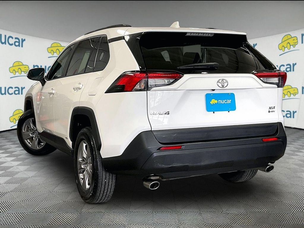 2025 Toyota RAV4 Hybrid XLE