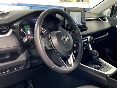 2022 Toyota RAV4 Hybrid XLE