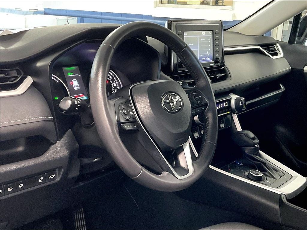 2022 Toyota RAV4 Hybrid XLE