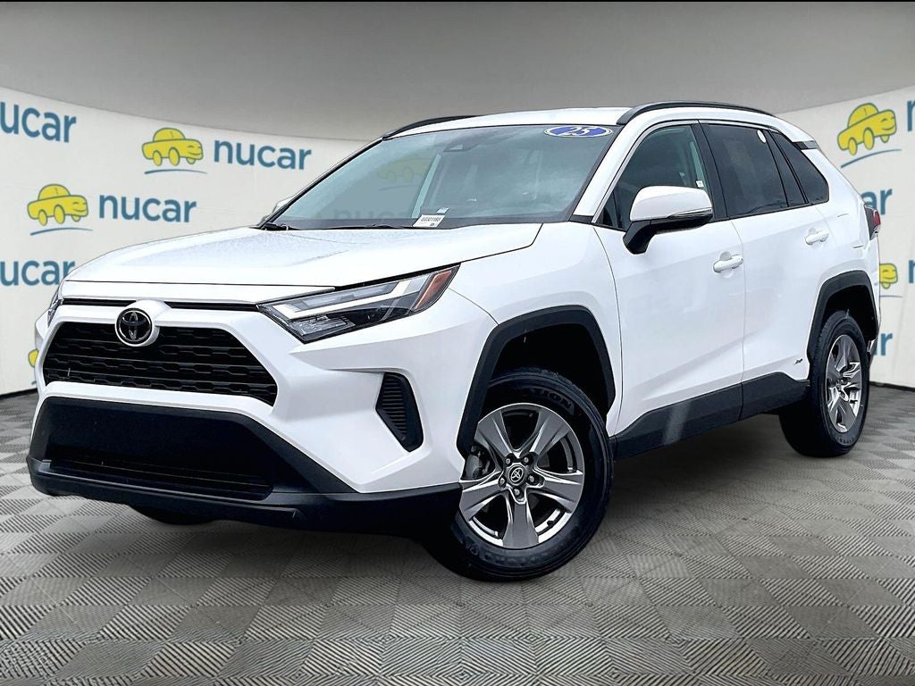 2025 Toyota RAV4 Hybrid XLE