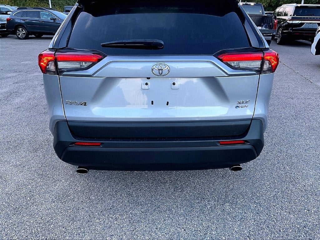 2025 Toyota RAV4 Hybrid XLE