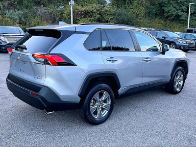 2025 Toyota RAV4 Hybrid XLE