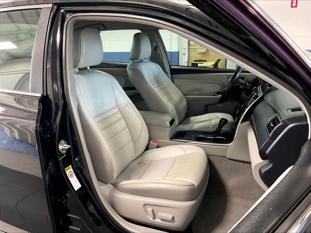 2016 Toyota Camry XLE