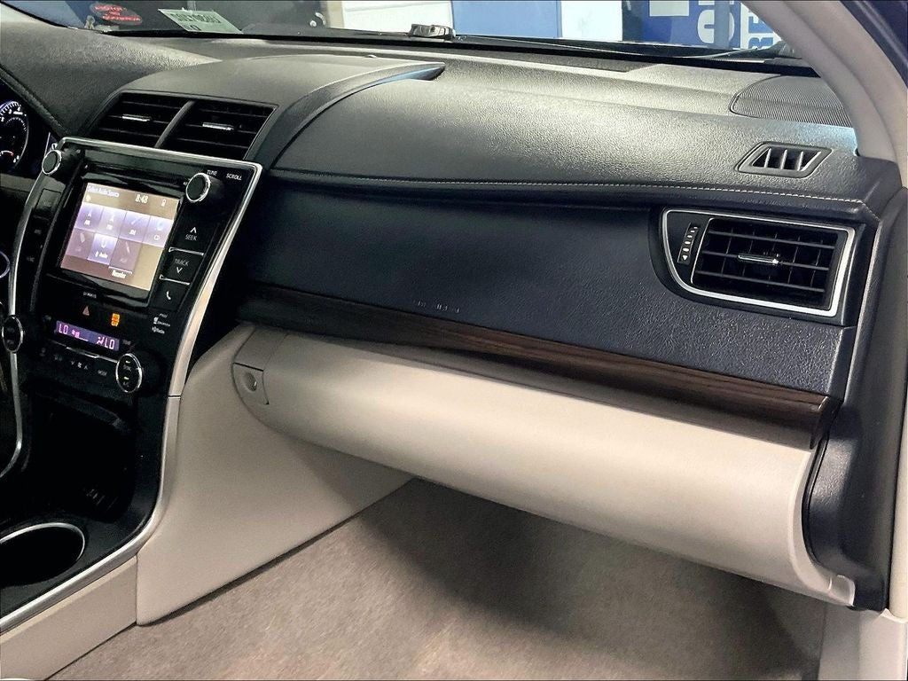 2016 Toyota Camry XLE
