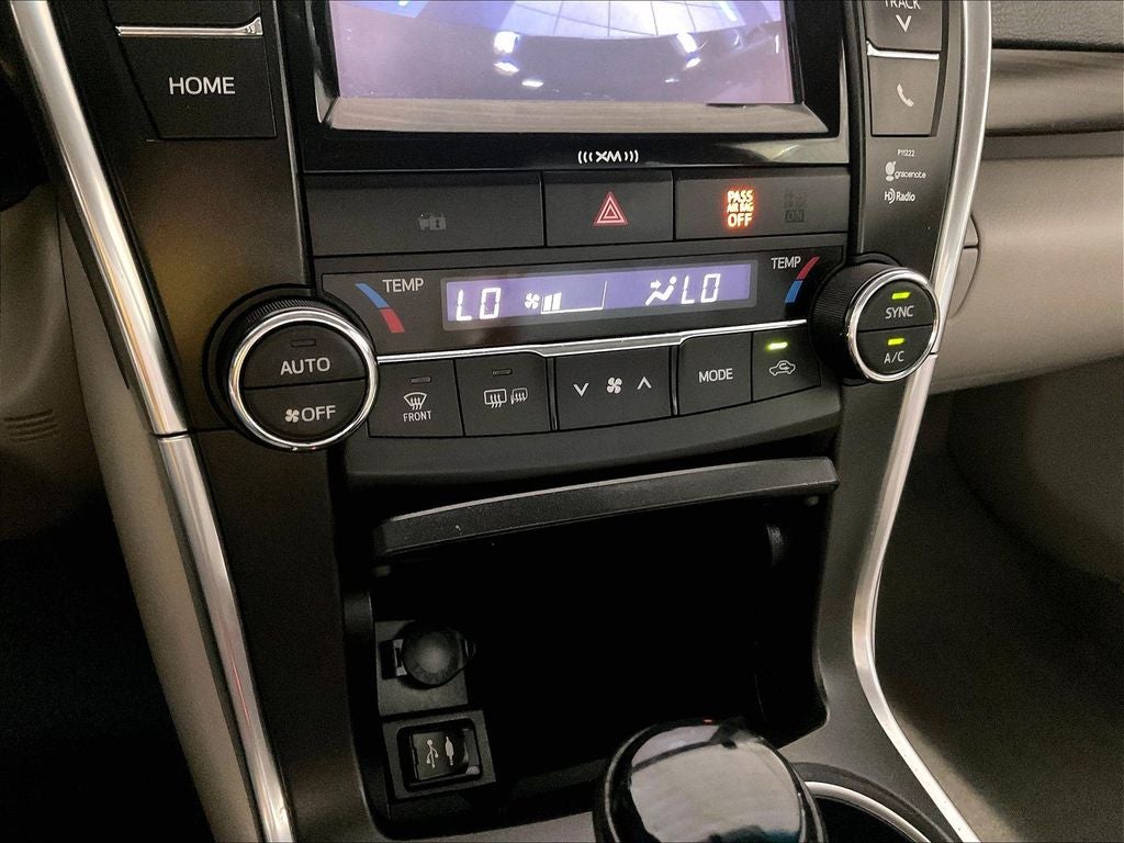 2016 Toyota Camry XLE