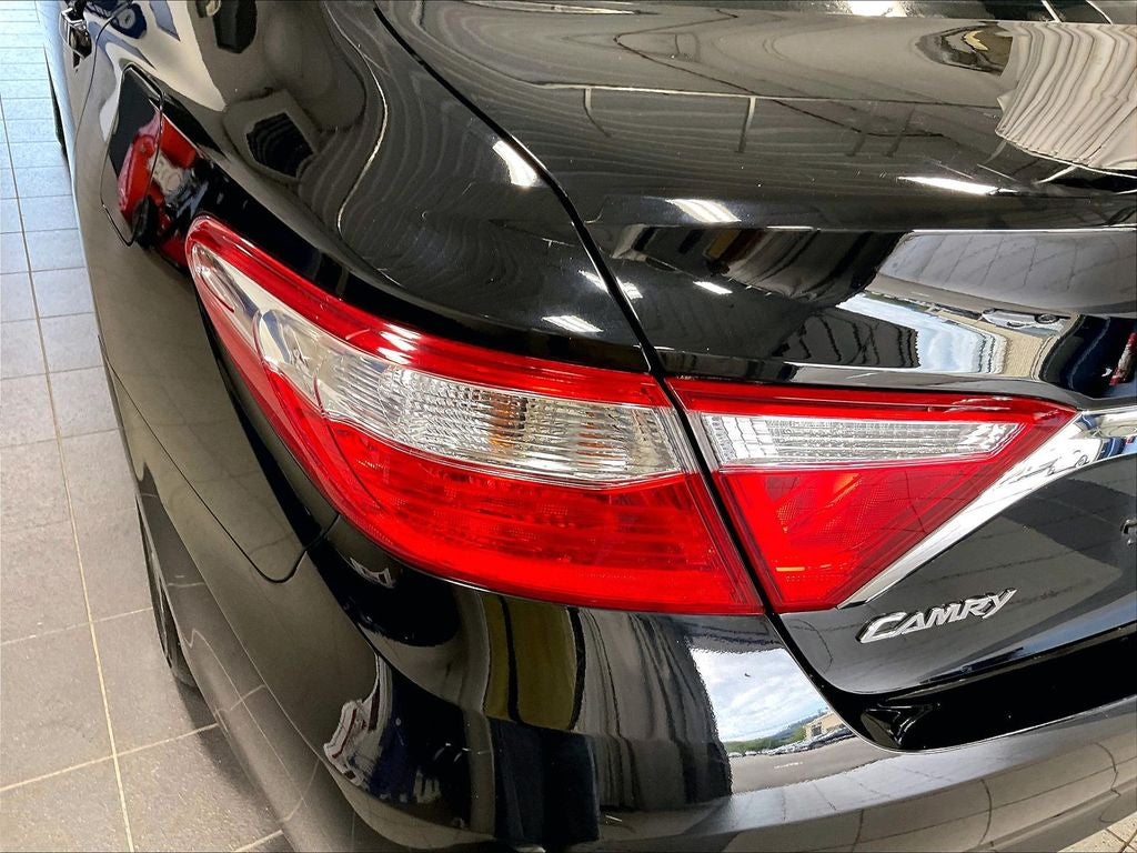 2016 Toyota Camry XLE