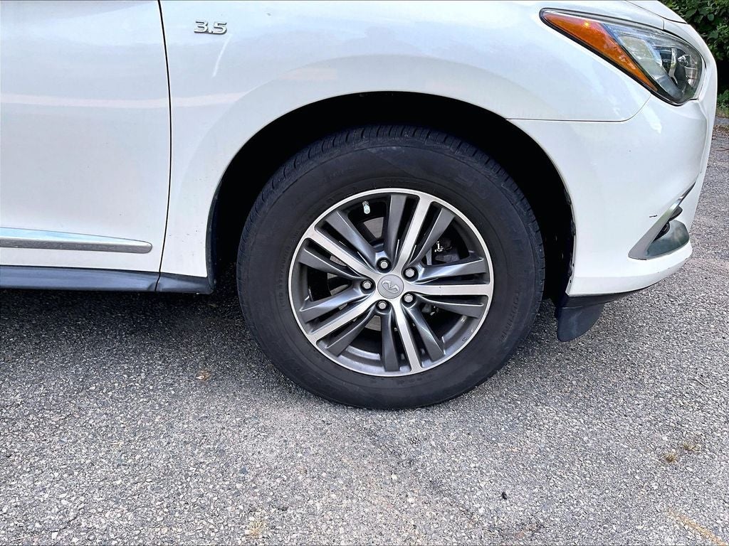 2016 INFINITI QX60 Base