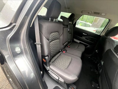2022 Nissan Pathfinder S