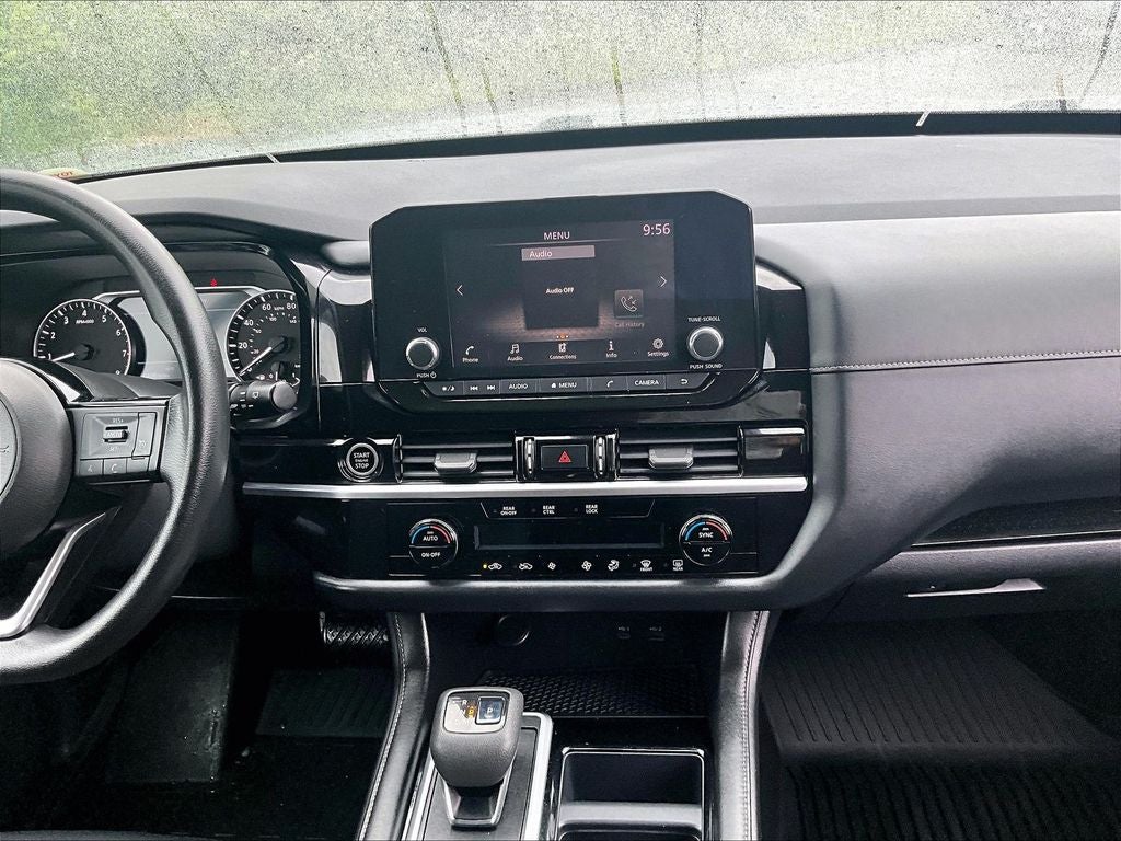 2022 Nissan Pathfinder S