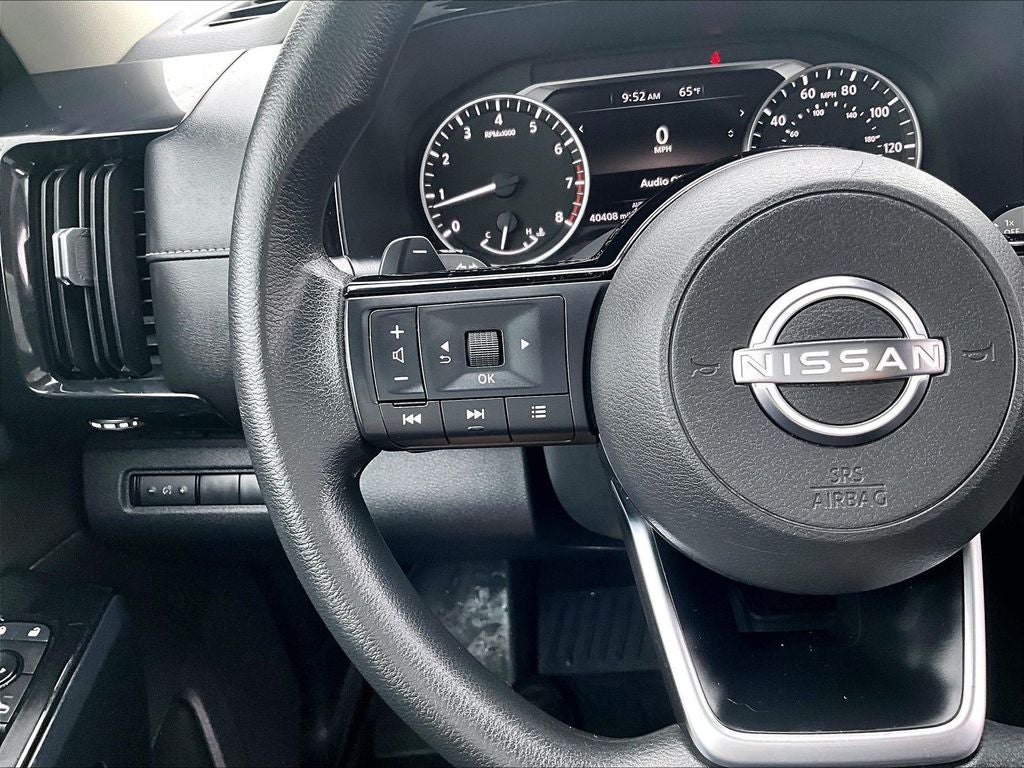 2022 Nissan Pathfinder S