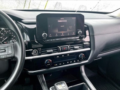 2022 Nissan Pathfinder S