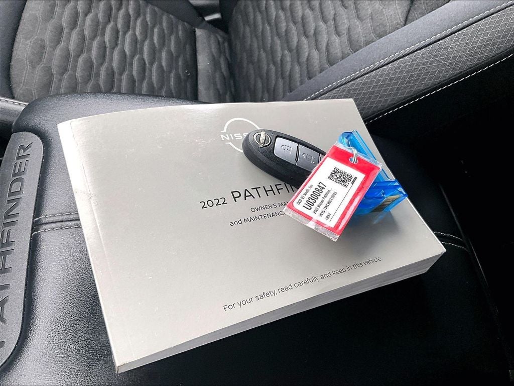 2022 Nissan Pathfinder S