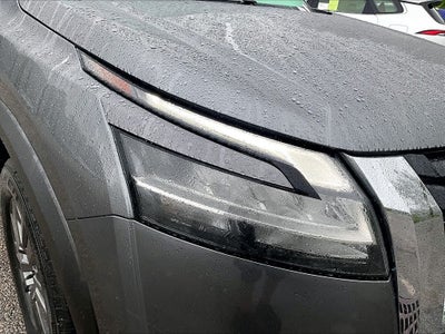 2022 Nissan Pathfinder S