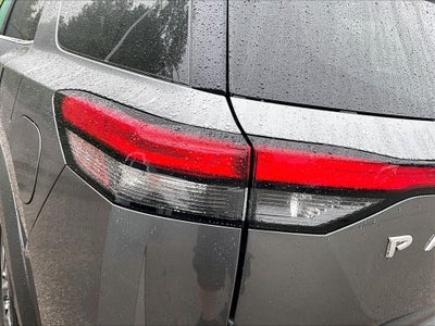 2022 Nissan Pathfinder S