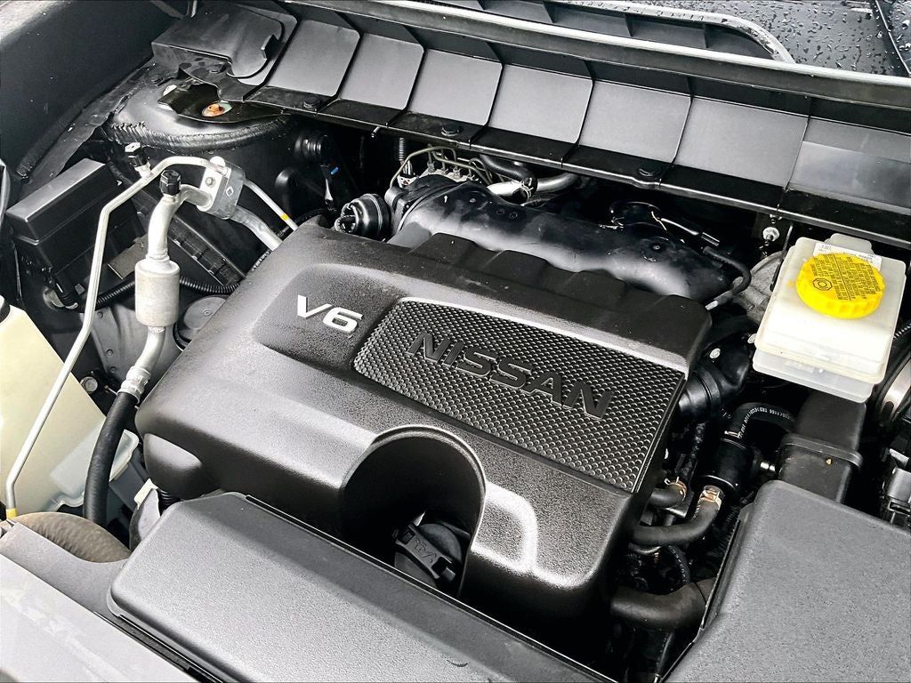 2022 Nissan Pathfinder S