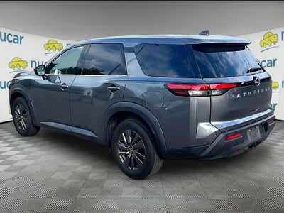 2022 Nissan Pathfinder S