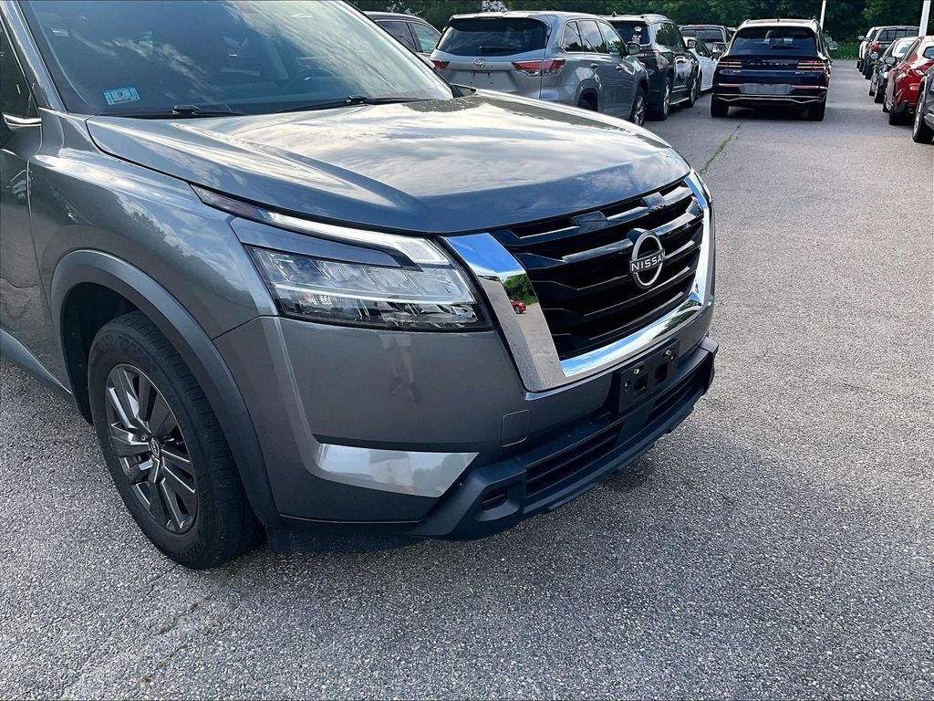 2022 Nissan Pathfinder S