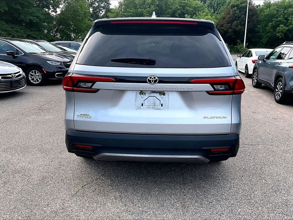 2024 Toyota Grand Highlander Platinum