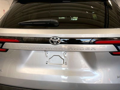 2025 Toyota Grand Highlander XLE