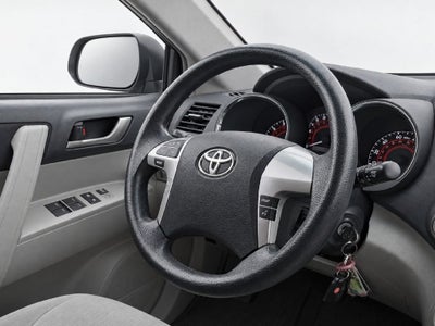 2012 Toyota Highlander Base