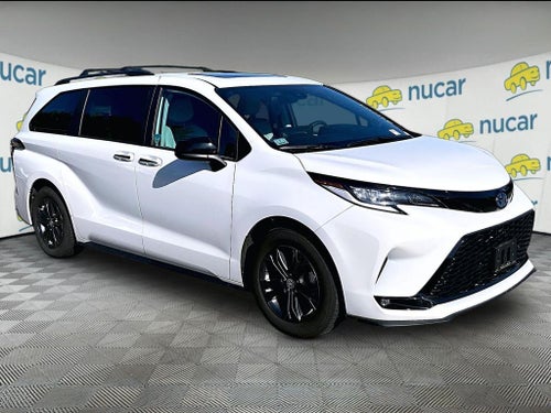 2025 Toyota Sienna XSE 7 Passenger