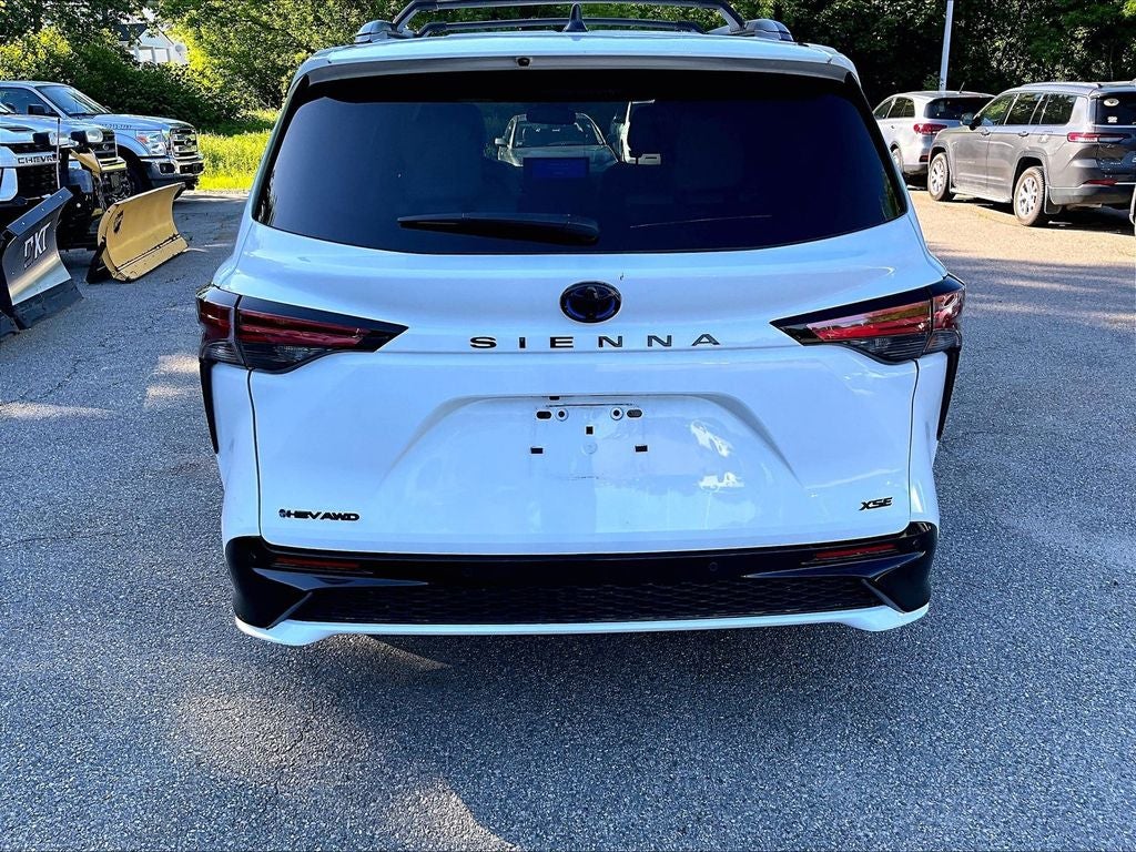 2025 Toyota Sienna XSE 7 Passenger