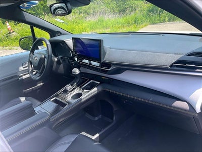 2025 Toyota Sienna XSE 7 Passenger