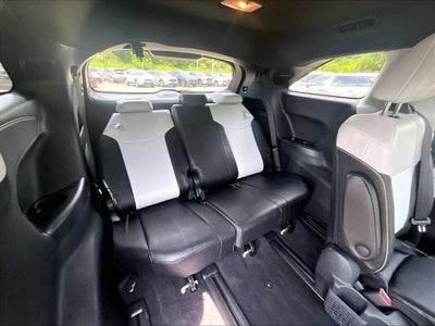 2025 Toyota Sienna XSE 7 Passenger