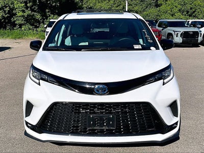 2025 Toyota Sienna XSE 7 Passenger