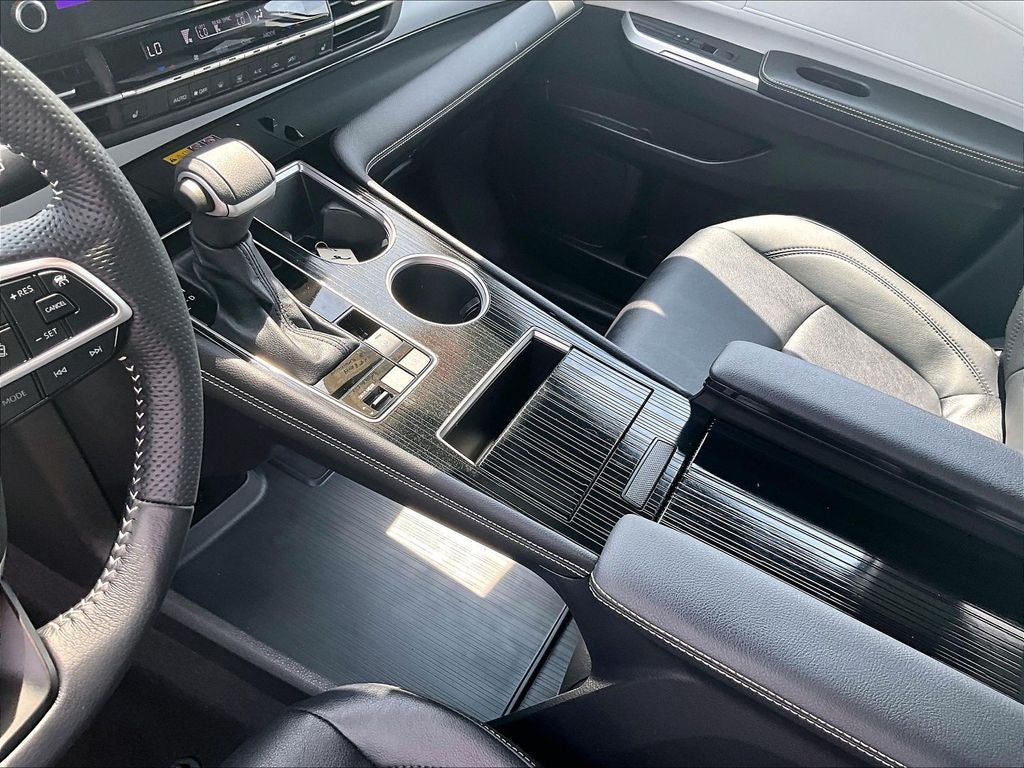 2025 Toyota Sienna XSE 7 Passenger