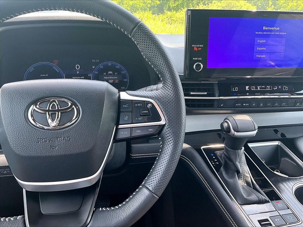 2025 Toyota Sienna XSE 7 Passenger