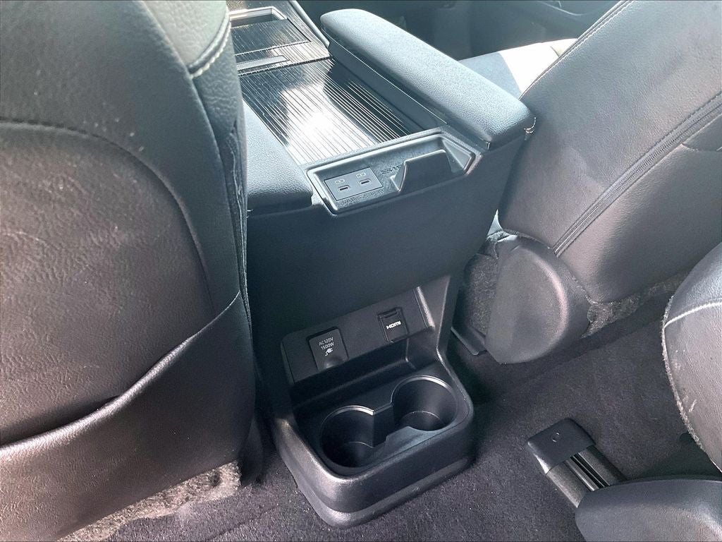 2025 Toyota Sienna XSE 7 Passenger