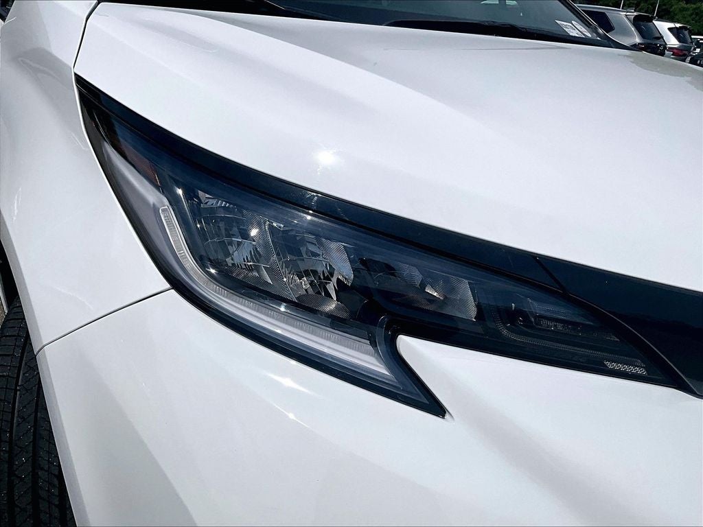 2025 Toyota Sienna XSE 7 Passenger