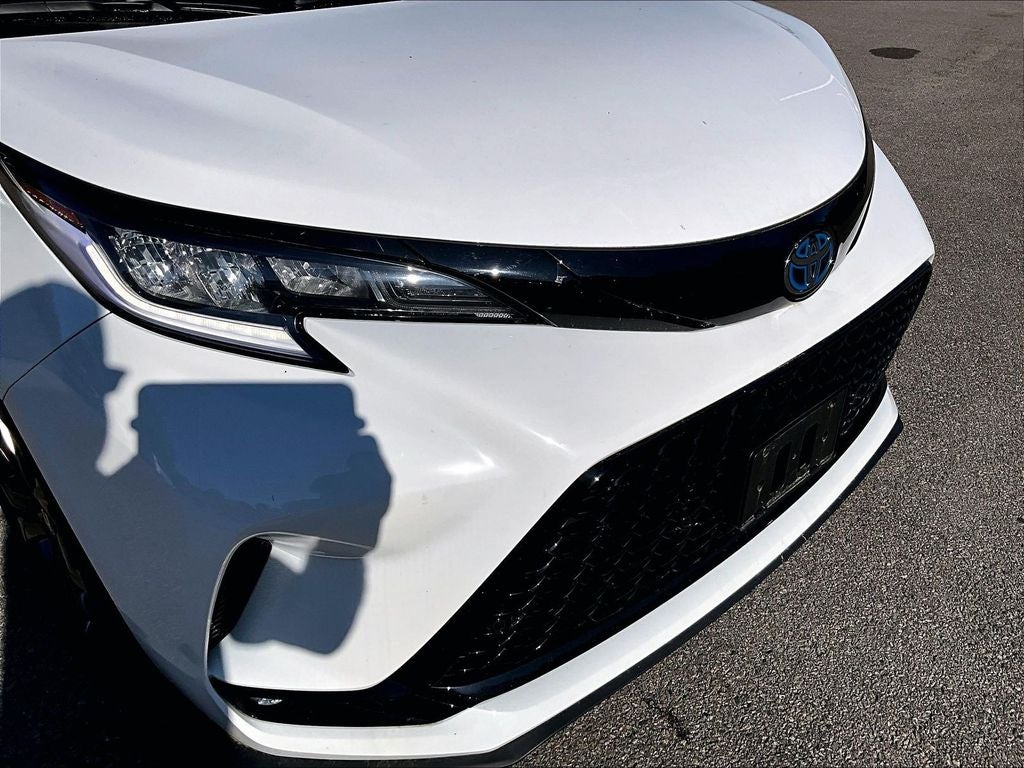 2025 Toyota Sienna XSE 7 Passenger
