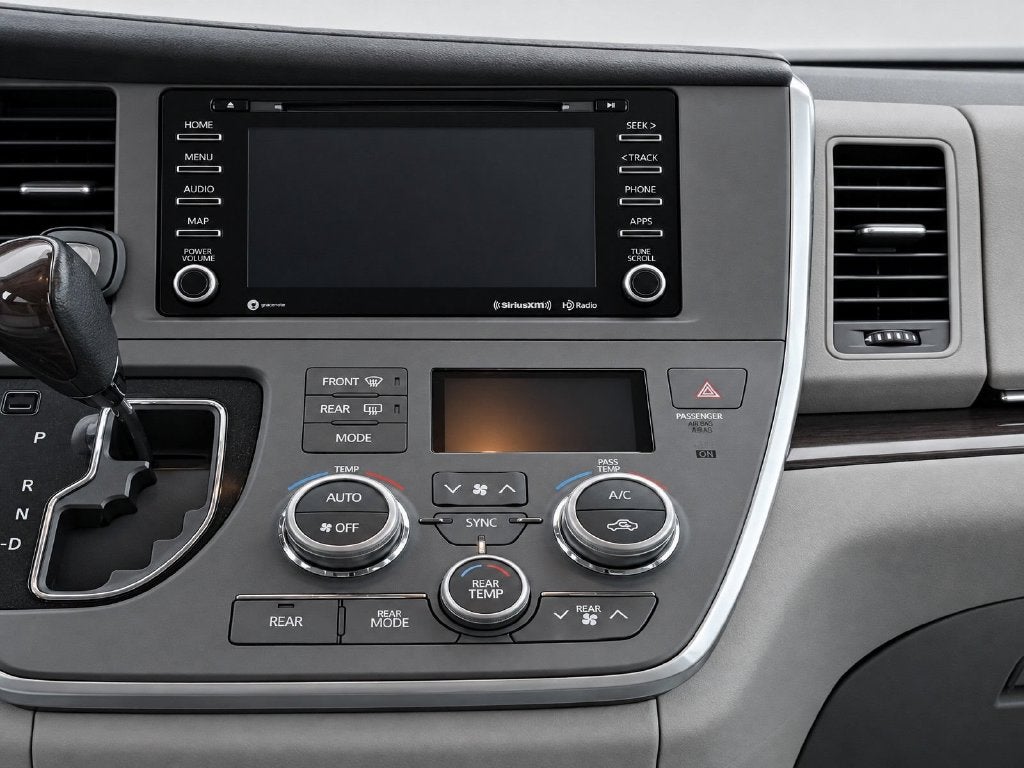 2018 Toyota Sienna XLE 7 Passenger
