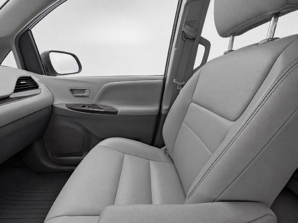 2018 Toyota Sienna XLE 7 Passenger