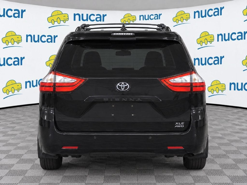 2018 Toyota Sienna XLE 7 Passenger