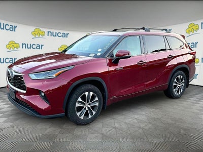 2021 Toyota Highlander Hybrid XLE