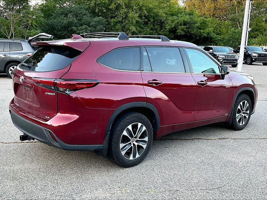 2021 Toyota Highlander Hybrid XLE