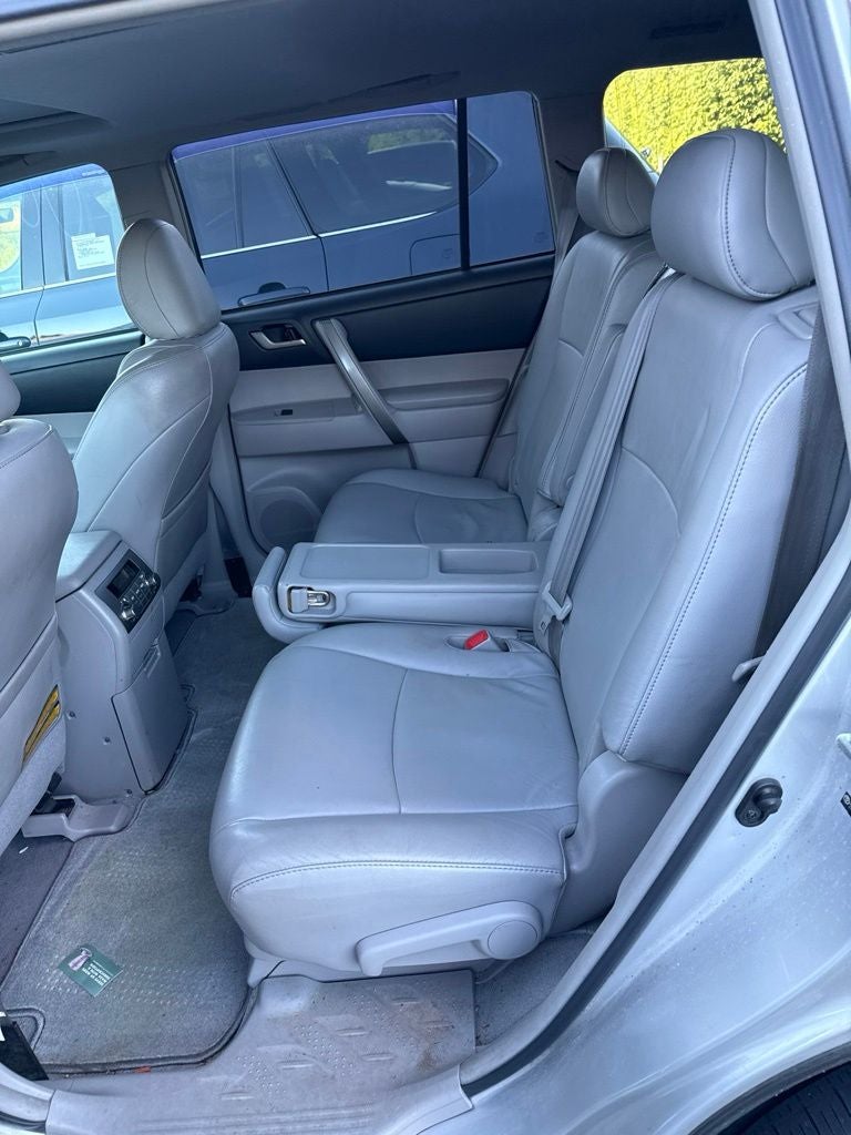 2010 Toyota Highlander SE