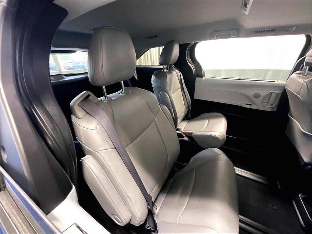 2025 Toyota Sienna XLE 7 Passenger