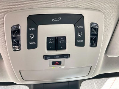 2025 Toyota Sienna XLE 7 Passenger