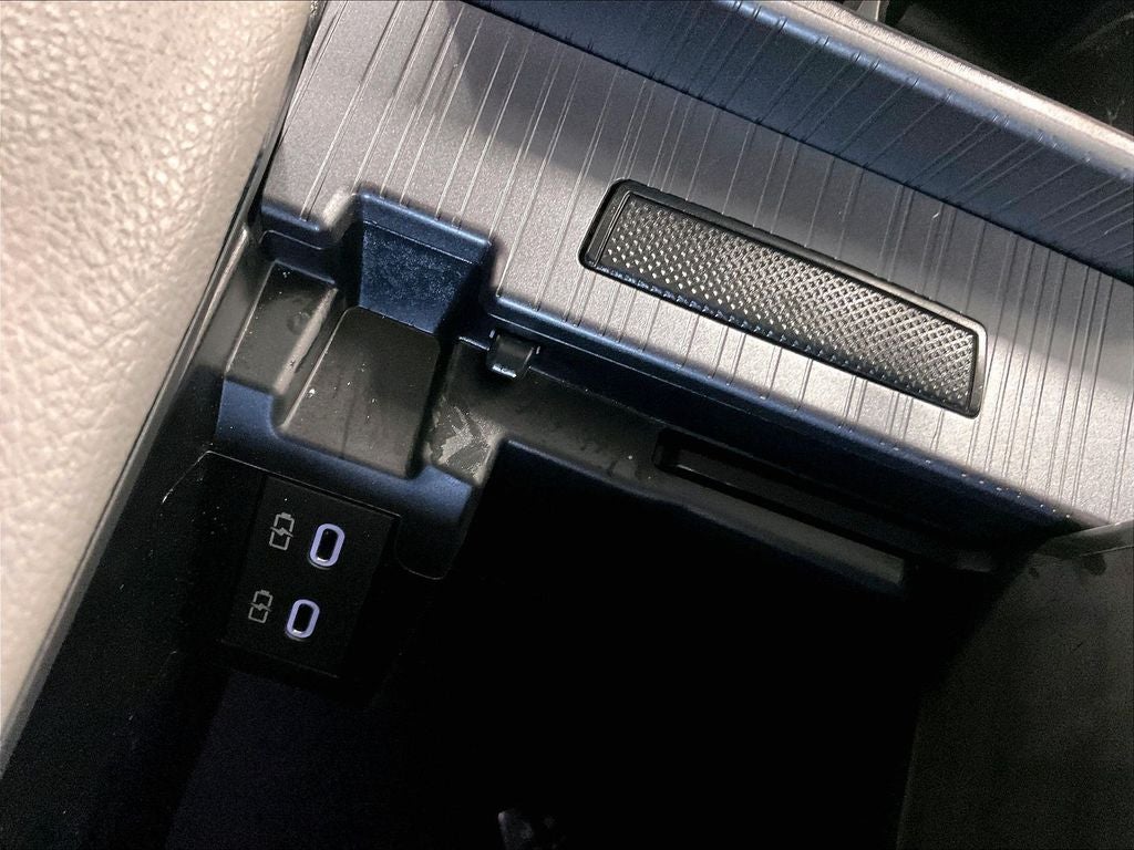 2025 Toyota Sienna XLE 7 Passenger