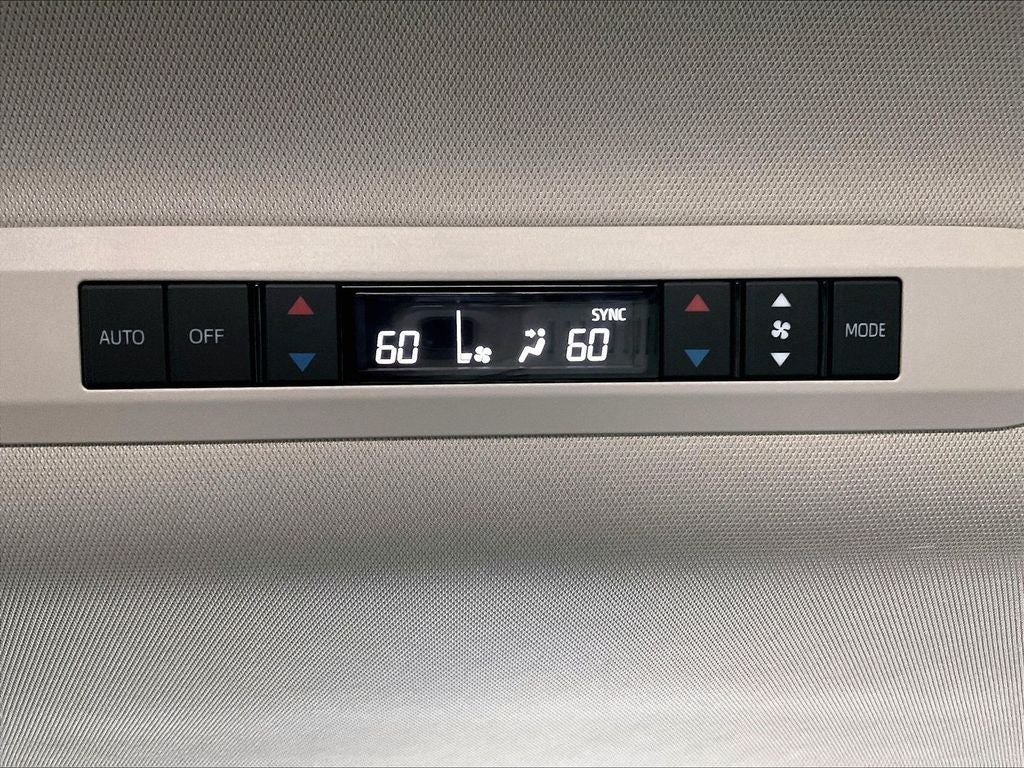 2025 Toyota Sienna XLE 7 Passenger