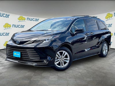 2025 Toyota Sienna XLE 7 Passenger