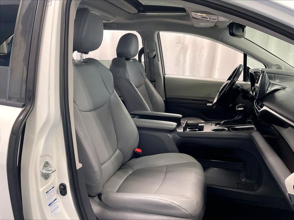 2021 Toyota Sienna XLE 7 Passenger