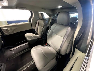 2021 Toyota Sienna XLE 7 Passenger